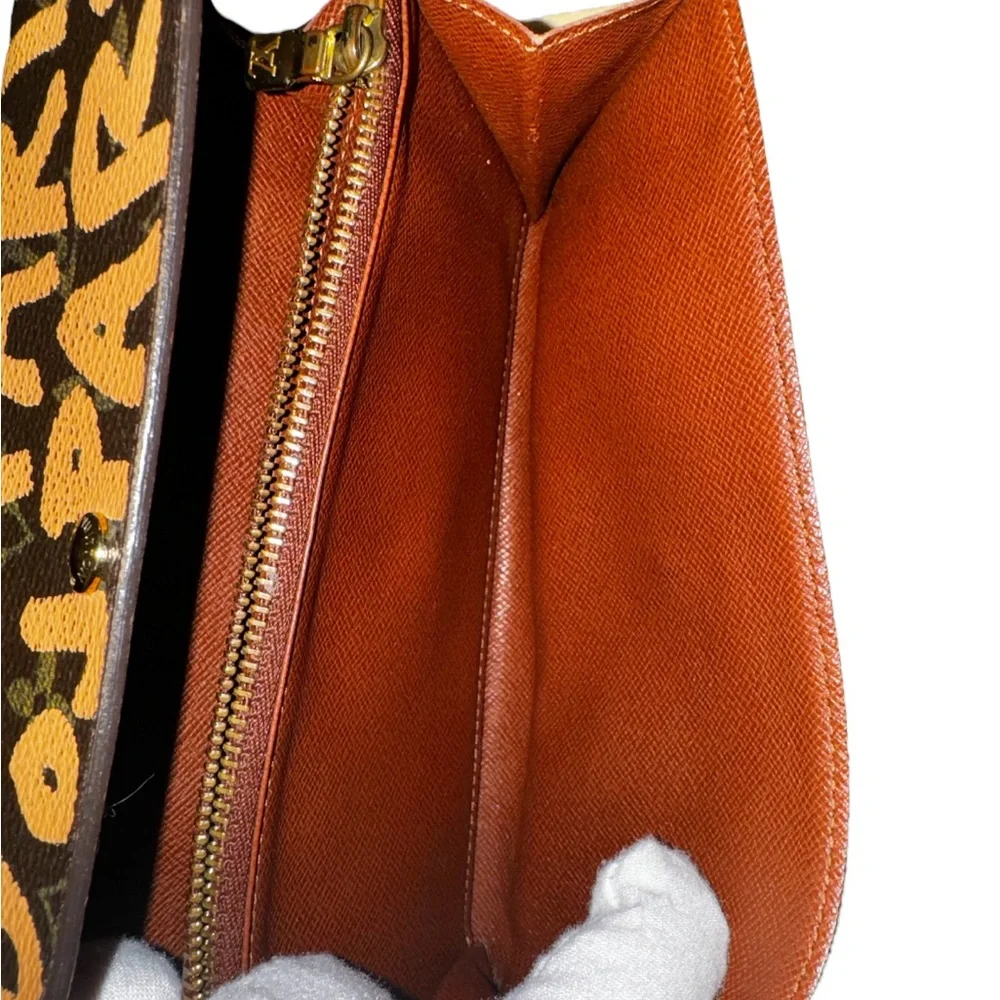Louis Vuitton x Steve Sprouse Graffiti Sarah Wallet
